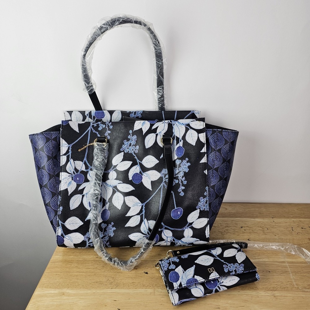 Womens New Floral DD‎ Logo Print Tote Bag with 2 Wallets Blue Black Leather